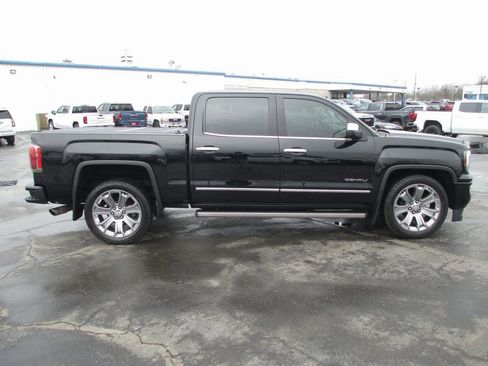 Used 2018 GMC Sierra 1500 Denali w/ Denali Ultimate Package image 5