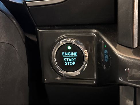 Used 2022 Ford F150 XLT w/ Equipment Group 302A High image 33