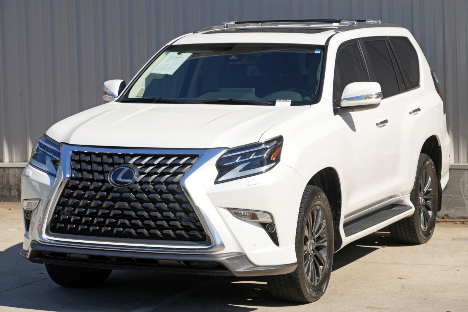 Used 2023 Lexus GX 460 Premium w/ Accessory Package AWD/4WD image 53
