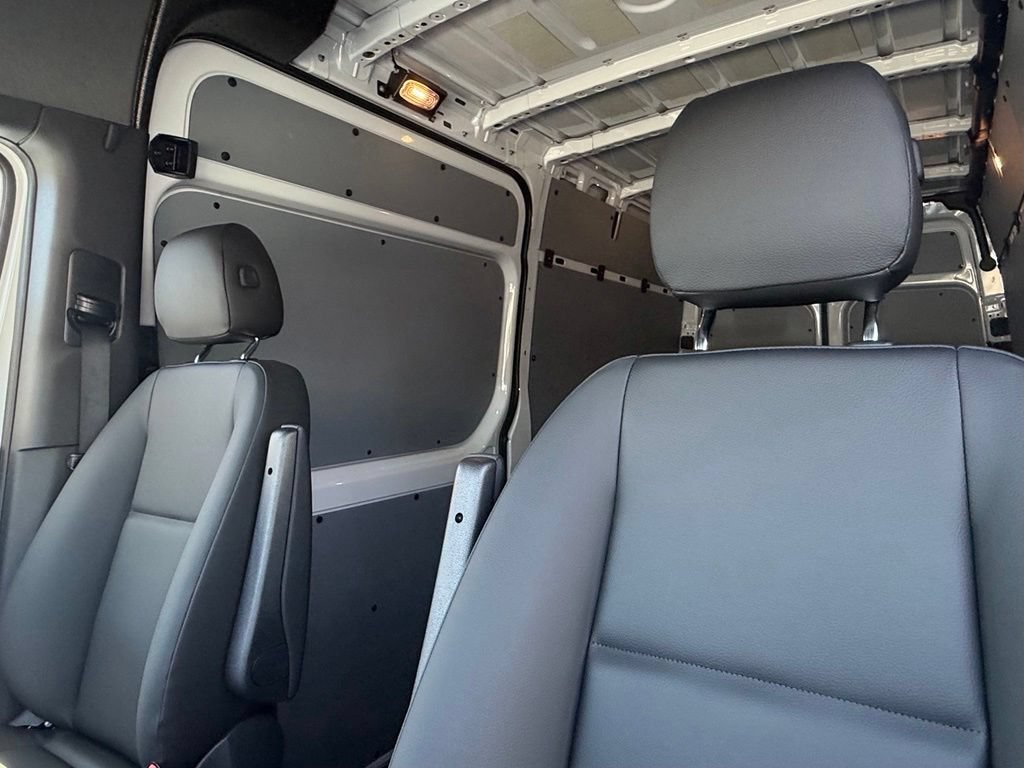 New 2026 Mercedes-Benz Sprinter 2500 image 22