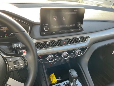 Certified 2025 Acura Integra image 21