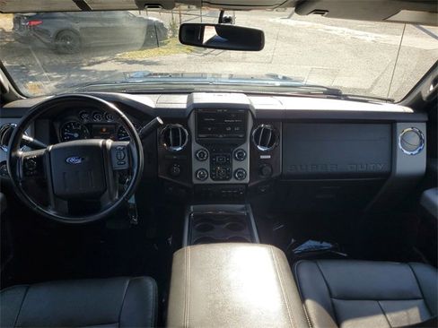 Used 2016 Ford F250 Lariat w/ Chrome Package image 23