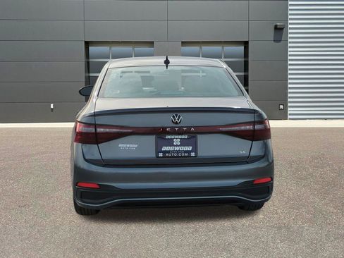New 2026 Volkswagen Jetta SE FWD image 6