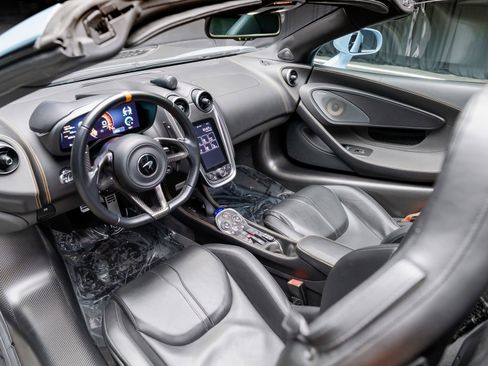 Used 2020 McLaren 600LT Spider image 50