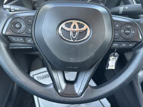 Used 2024 Toyota Corolla LE FWD image 11