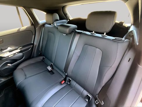 Certified 2025 Mercedes-Benz GLA 250 image 21