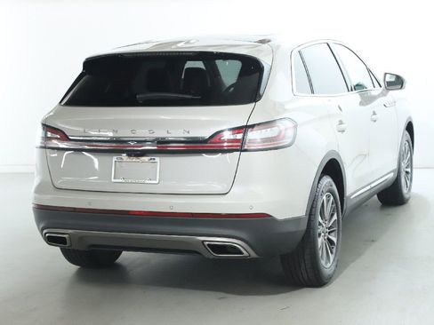 Used 2022 Lincoln Nautilus Reserve image 47