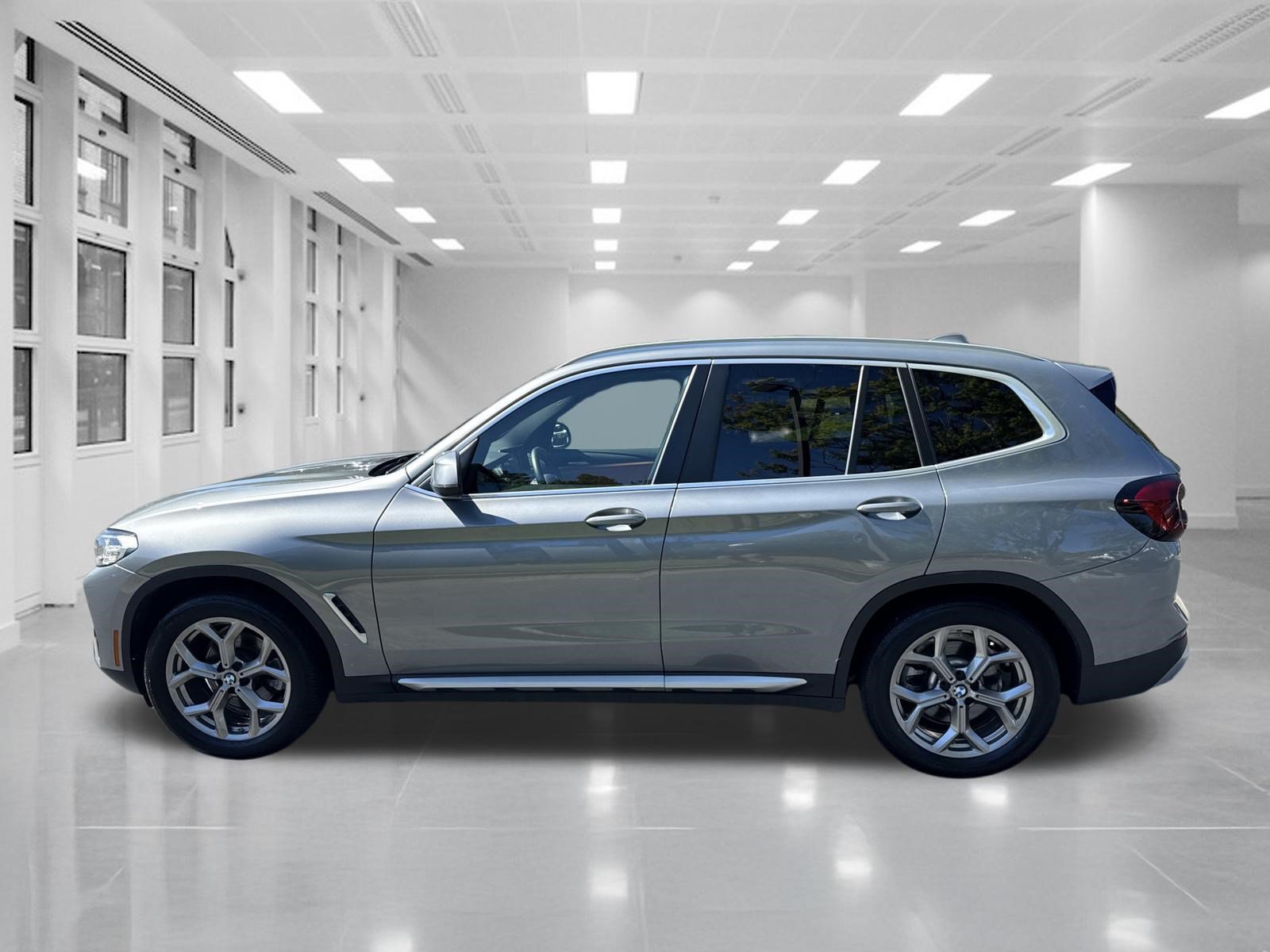 Used 2024 BMW X3 sDrive30i w/ Premium Package RWD image 6