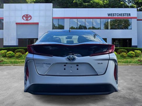 Certified 2021 Toyota Prius Prime XLE image 4