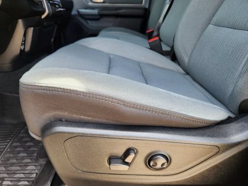 Used 2022 RAM 1500 Big Horn RWD image 10