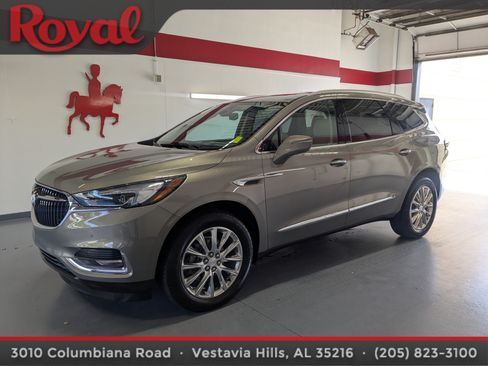 Used 2018 Buick Enclave Premium FWD image 1