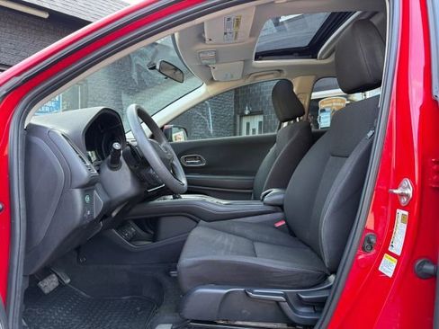 Used 2016 Honda HR-V EX image 11