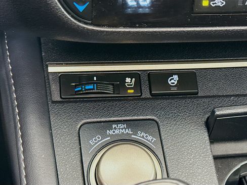 Used 2017 Lexus ES 350 w/ Premium Package FWD image 21