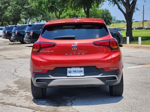 Used 2024 Buick Encore GX Preferred FWD image 31