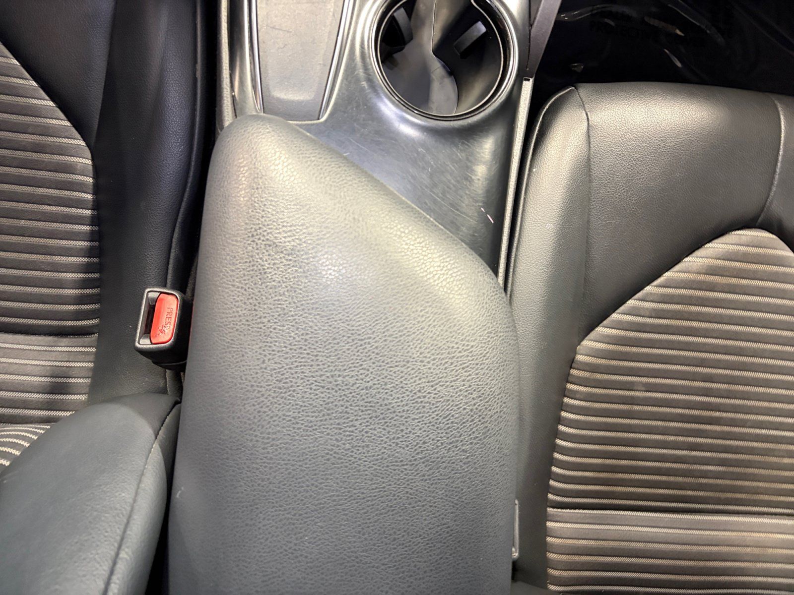 Used 2019 Toyota Camry SE w/ Audio Package FWD image 20
