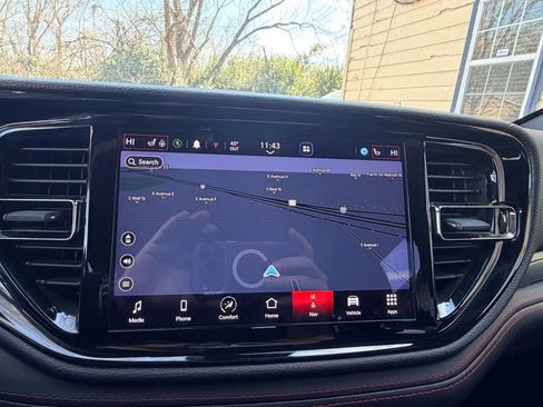 Used 2023 Dodge Durango GT image 11