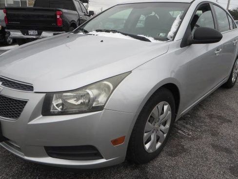 Used 2012 Chevrolet Cruze LS image 29