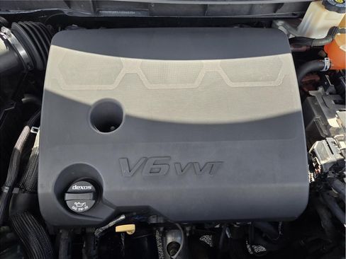 Used 2018 Chevrolet Traverse LS FWD image 31