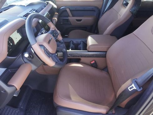 New 2026 Land Rover Defender 110 OCTA image 20