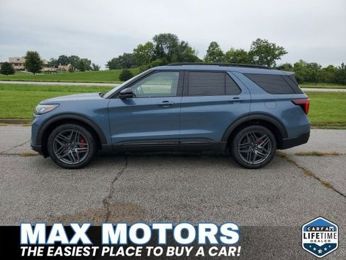 New 2025 Ford Explorer ST w/ Sun And Sound Package image 12