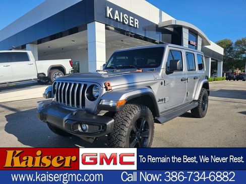 Used 2021 Jeep Wrangler Unlimited Sahara AWD/4WD image 1
