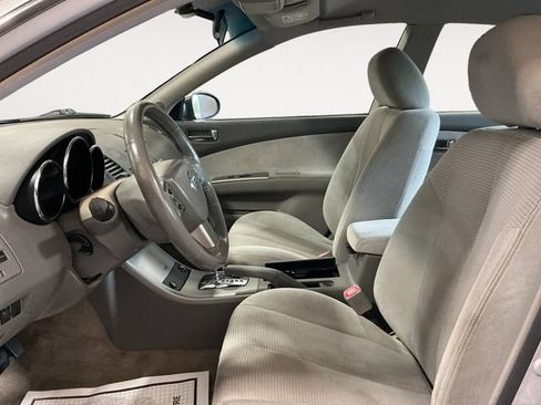 Used 2005 Nissan Altima 2.5 S w/ (F01) Convenience Pkg FWD image 11