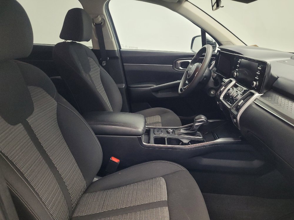 Used 2023 Kia Sorento LX FWD image 21