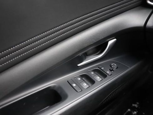 Certified 2023 Hyundai Elantra Limited w/ Cargo Package image 22