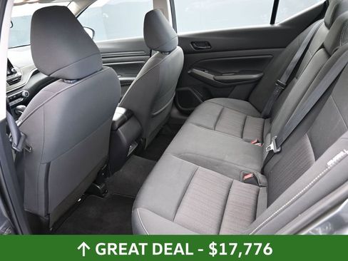 Used 2024 Nissan Altima 2.5 SV image 19