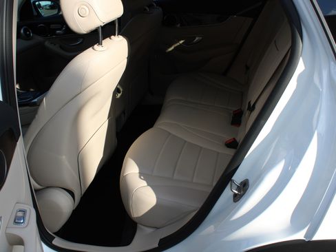 Used 2022 Mercedes-Benz GLC 300 image 17