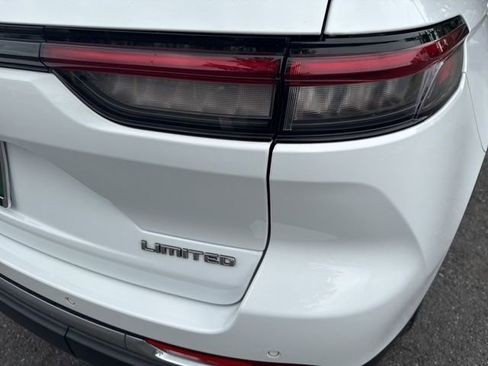 Certified 2022 Jeep Grand Cherokee Limited image 36