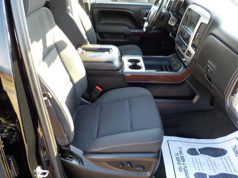 Used 2016 GMC Sierra 1500 SLE w/ Suspension Package, Off-Road image 29