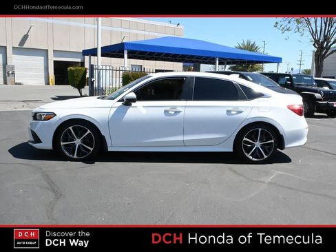Used 2024 Honda Civic Touring image 4