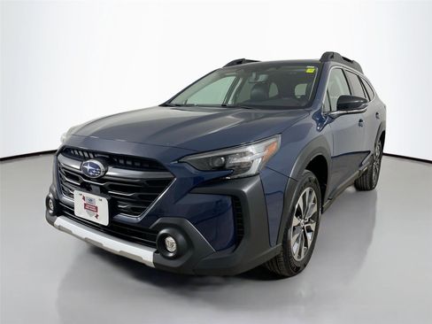 Used 2024 Subaru Outback Limited AWD/4WD image 4
