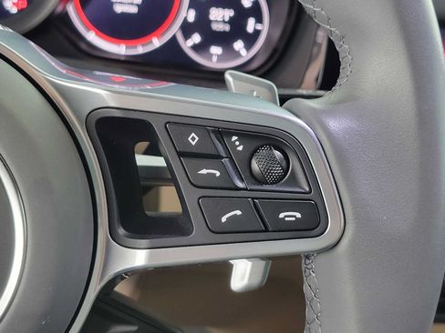 Used 2022 Porsche Cayenne GTS AWD/4WD image 29