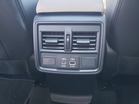 Certified 2025 Subaru Forester Premium AWD/4WD image 13