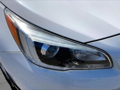 Used 2015 Subaru Outback 2.5i Premium AWD/4WD image 27