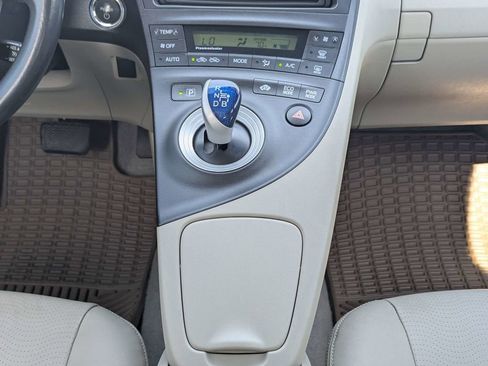 Used 2010 Toyota Prius image 19