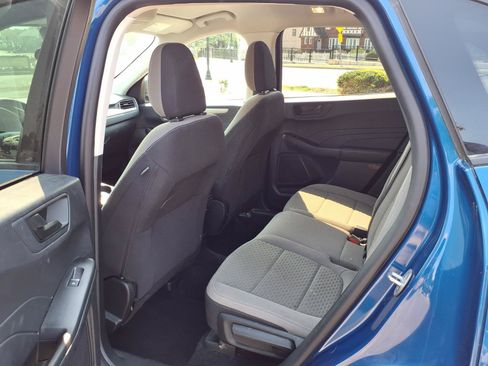Used 2022 Ford Escape SE w/ SE Sport Appearance Package FWD image 22