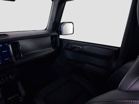 Used 2025 Ford Bronco Badlands AWD/4WD image 23