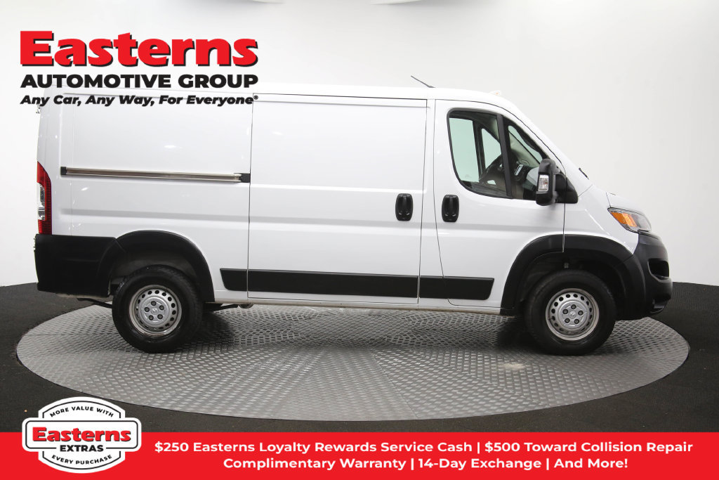 Used 2025 RAM ProMaster 2500 w/ Convenience Group FWD image 45