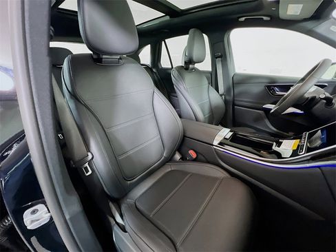 New 2025 Mercedes-Benz GLC 300 4MATIC image 30