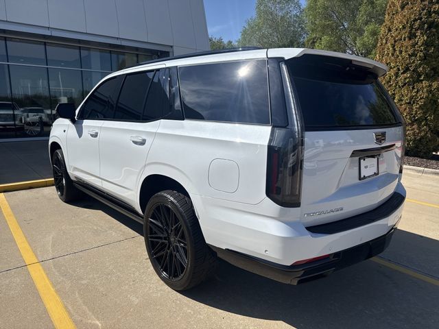Used 2026 Cadillac Escalade Platinum Sport w/ LPO, Floor Liner Package AWD/4WD image 5