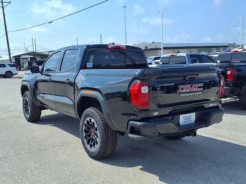 New 2026 GMC Canyon AT4 w/ AT4 Premium Package AWD/4WD image 2