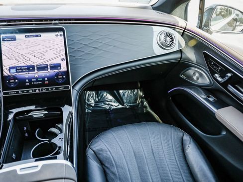 Certified 2023 Mercedes-Benz EQS 450+ Sedan image 15