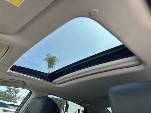 Used 2018 Honda Accord EX image 34