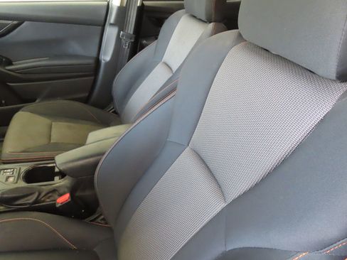 Certified 2023 Subaru Crosstrek 2.0i Premium AWD/4WD image 17