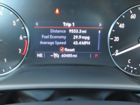 Used 2023 Buick Envision Preferred FWD image 28