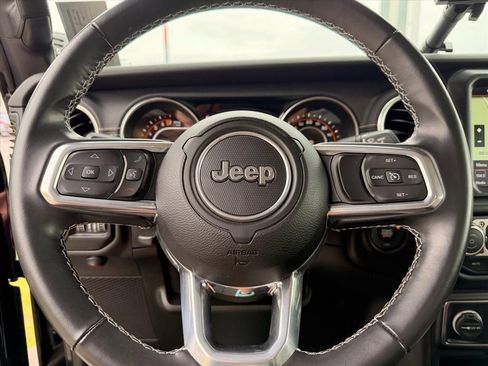 Used 2021 Jeep Gladiator Overland w/ Popular Equipment Package AWD/4WD image 43