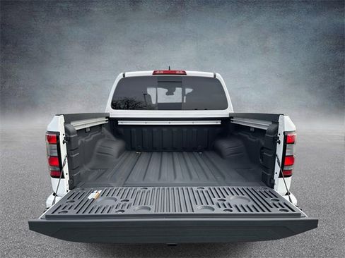 New 2026 Nissan Frontier SV w/ SV Convenience Package image 12